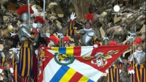 Juramento de nuevos guardias suizos en el Vaticano