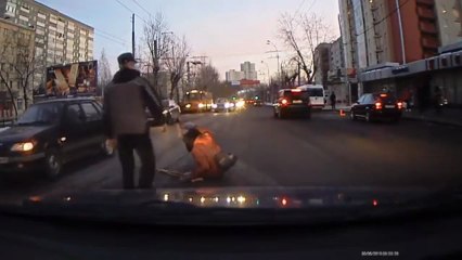 Compilation d'actes de gentillesse (Dashcam)