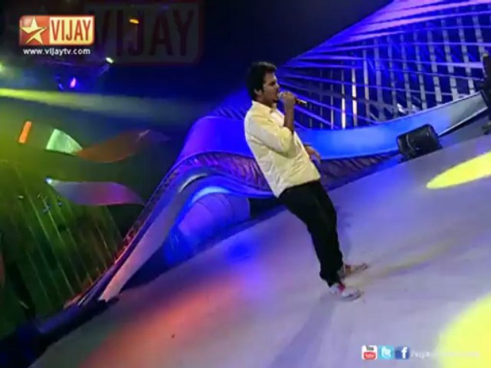 Aravind sings Thuli Thuli Thuli