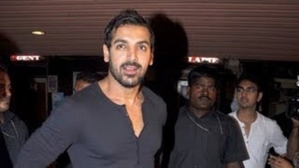 Shootout At Wadala | John Abraham Meets Fans @ 'Gaiety Galaxy' Cinema