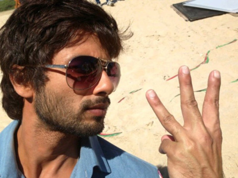 Shahid Kapoor Injured Severely On The Sets Of Rambo Rajkumar
