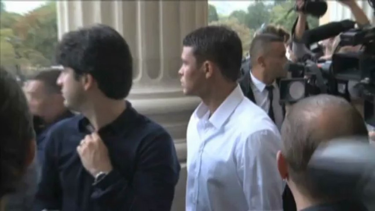 Nächster Twitter-Skandal: Barton beleidigt Thiago Silva als Ladyboy