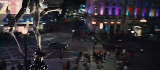 FF6 - Dom and Letty race through London
