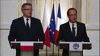Hollande : la France prend "au sérieux" les menaces d'Aqmi