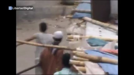 Fuertes disturbios en Dhaka, Banglasdesh