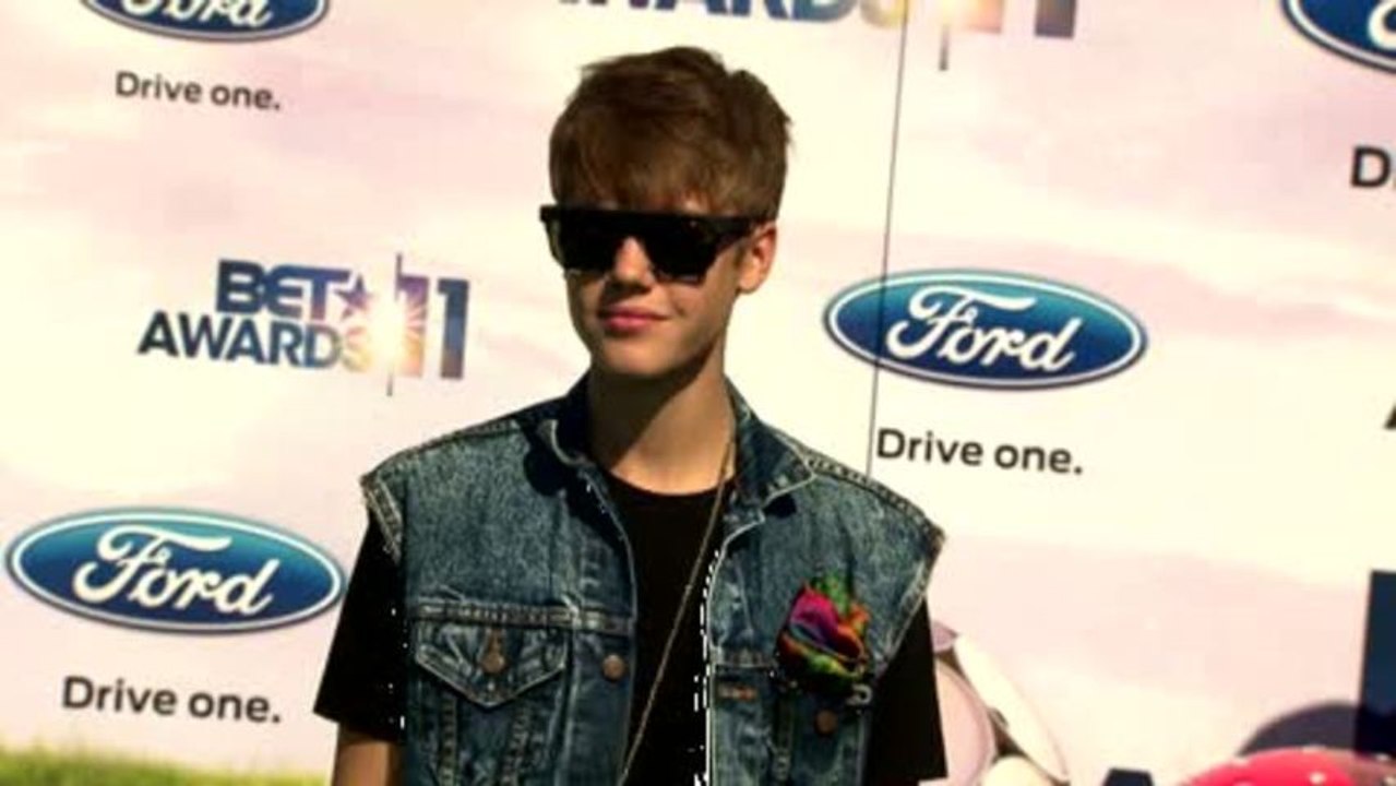 Justin Bieber Sued Over Song Somebody to Love