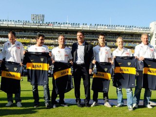 La team Citroen Racing donne le coup d'envoi du match Boca Junior River Plate