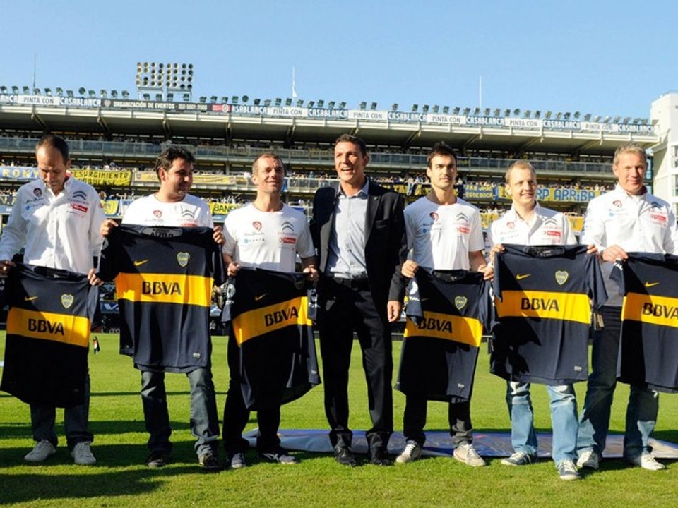 La team Citroen Racing donne le coup d'envoi du match Boca Junior River Plate
