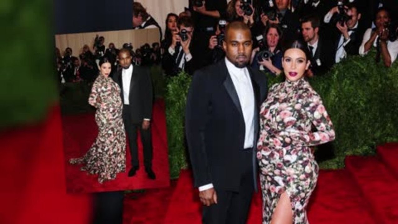 Kardashian im komischen Kleid