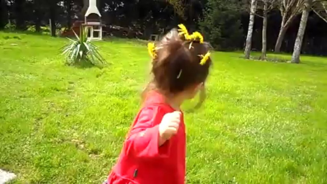 Lily Rose à Notre Dame