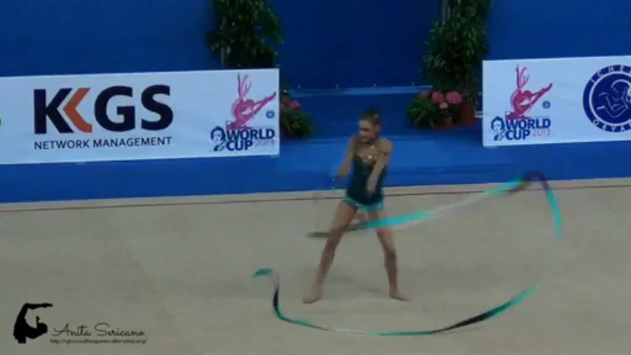 Jelizaveta Gamalejeva 2013 World Cup Pesaro EF ribbon