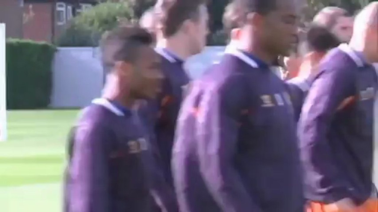 Liverpool: Die Schulter… Saisonaus für Gerrard!