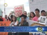 Profesores y estudiantes universitarios tomaron los semáforos en Maturín