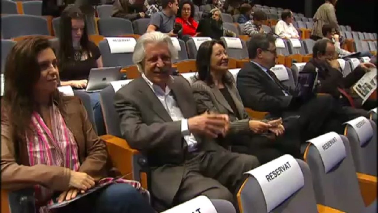 TV3 - Telenotícies migdia - Presentació del documental "Hola, Europa!"