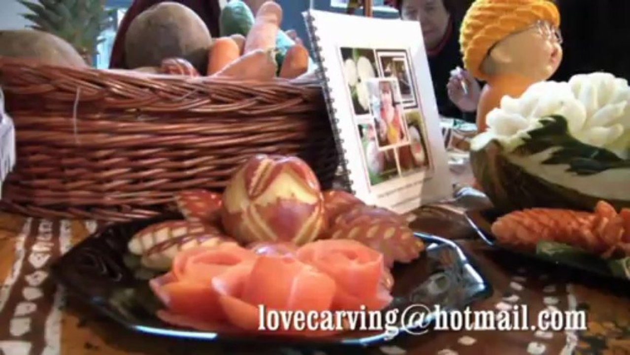 Sculpture sur fruits et légumes (carving) : Exposition ferme des aigrettes (mars 2013) à Mark en Calaisis
