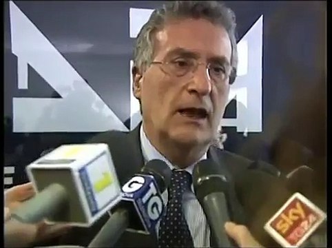 Salerno - Appalti al clan dei casalesi, arrestato sindaco di Battipaglia -1- (08.05.13)