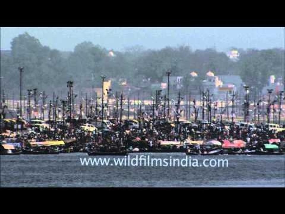 Boats near the New Yamuna Bridge: Allahabad