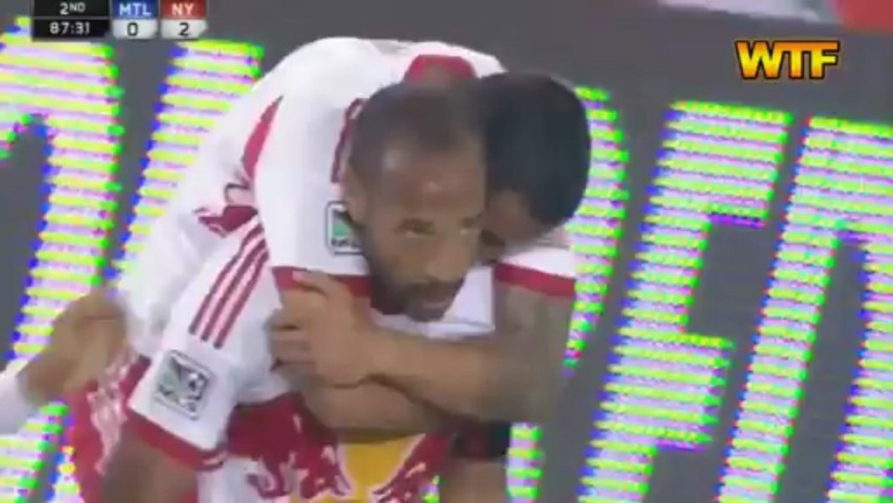 Un but acrobatique de Thierry Henry !