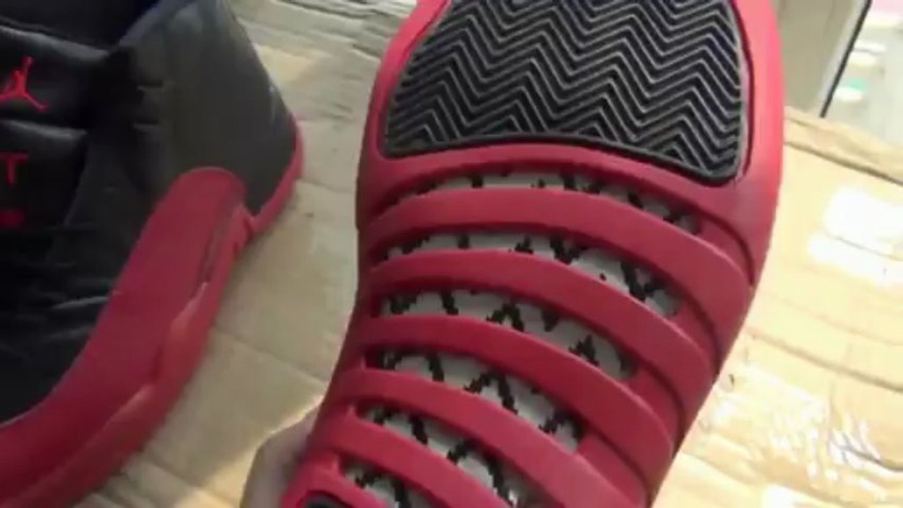 sneakersolo