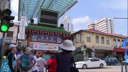 'Chinese tsunami' hits Malaysian politics