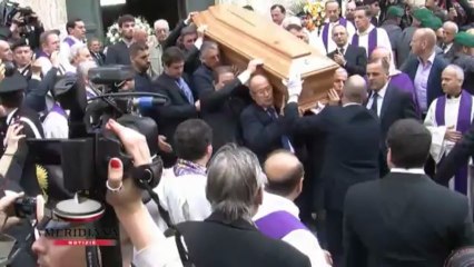 Tanti amici e politici per l'ultimo saluto a Giulio Andreotti