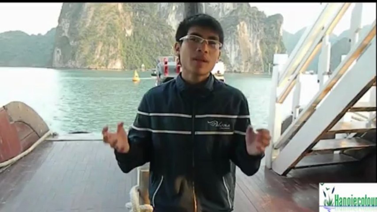 Halong bay tour guide of Hanoi Eco Tour