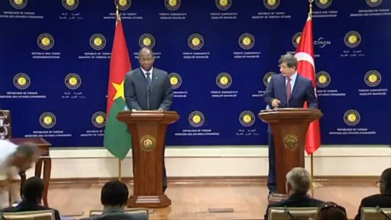 Burkina Faso foreign minister collapses in Turkey