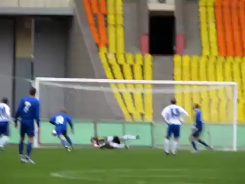 Омский вратарь творит чудеса | upl.org.ua