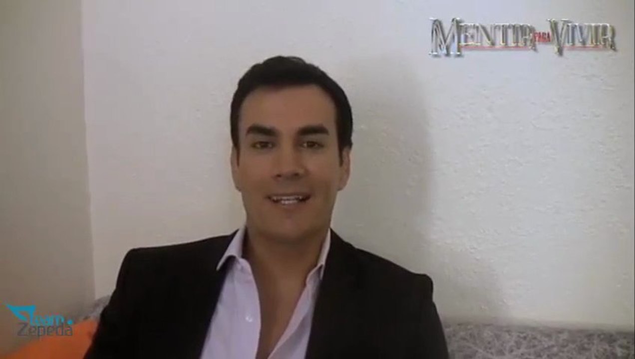 David Zepeda @davidzepeda1 contesta 5 preguntas de sus fans