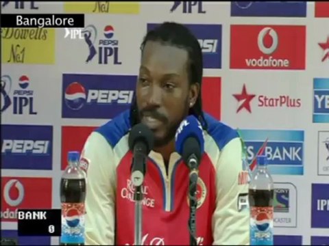 Hussey again takes back the Orange Cap from Chris Gayle