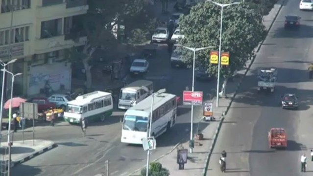 Recorrer El Cairo sin atascos a bordo del taxi del Nilo