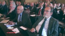 Tullio De Mauro lancia l’allarme: “italiani analfabeti e predominio uso dialetto”