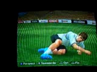 Juninho tombe de fatigue !