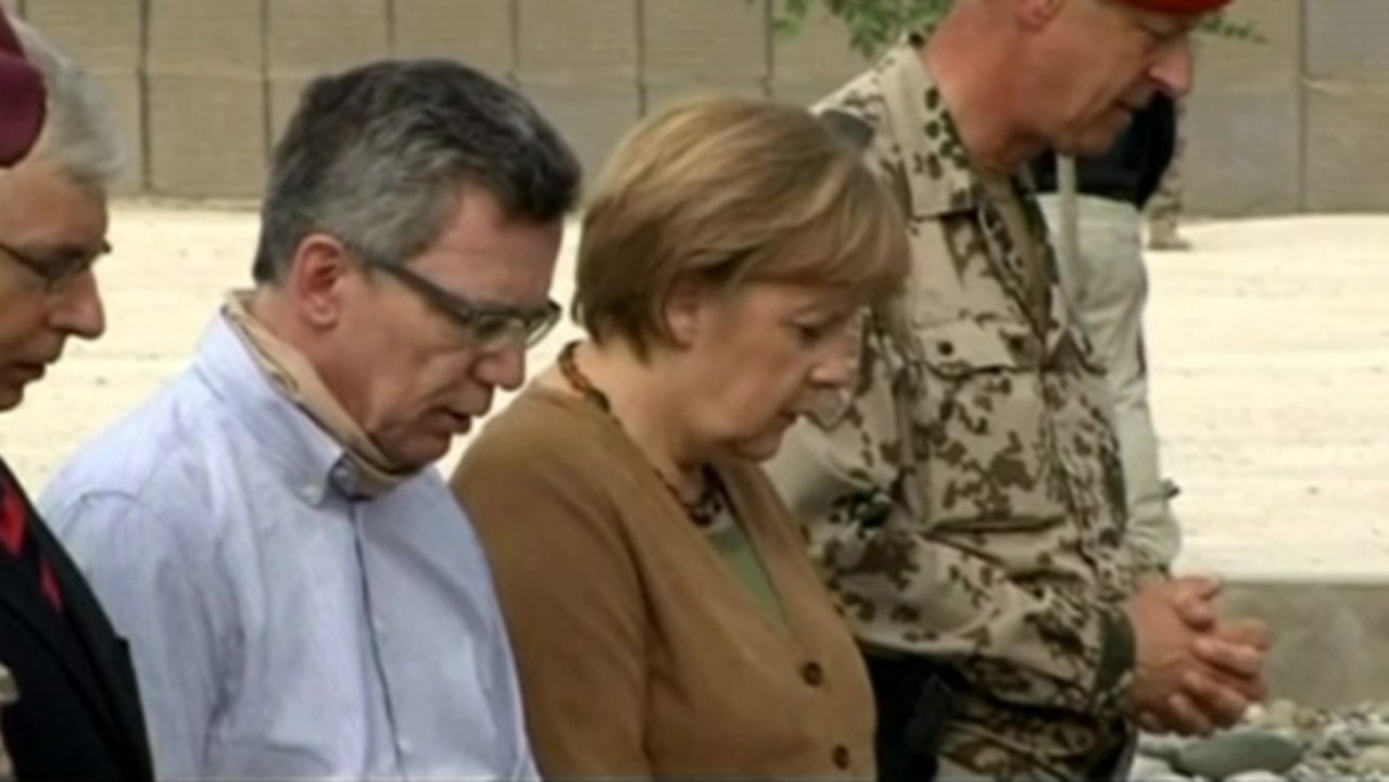 Germany's Merkel pays respects to fallen soldiers in Afghanistan