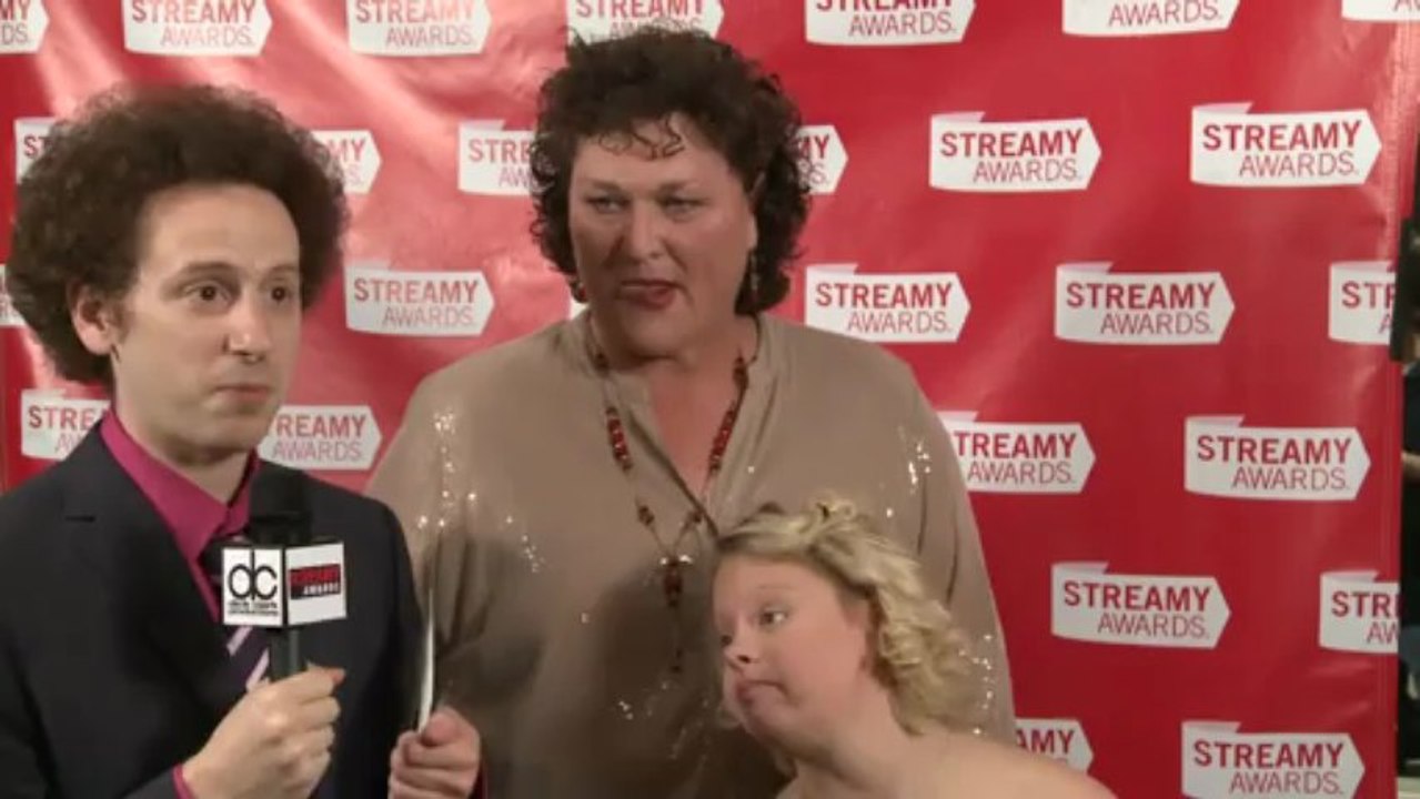Cast of Glee: Streamys Awards 2013 Backstage