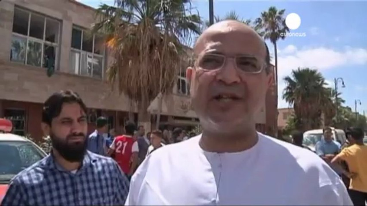 Libya: police stations bombed in Benghazi