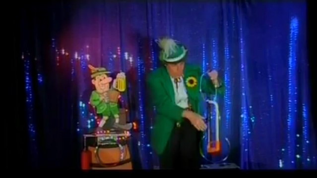 FRANZ BOCHUM MAGIC COMEDY with a german touch !