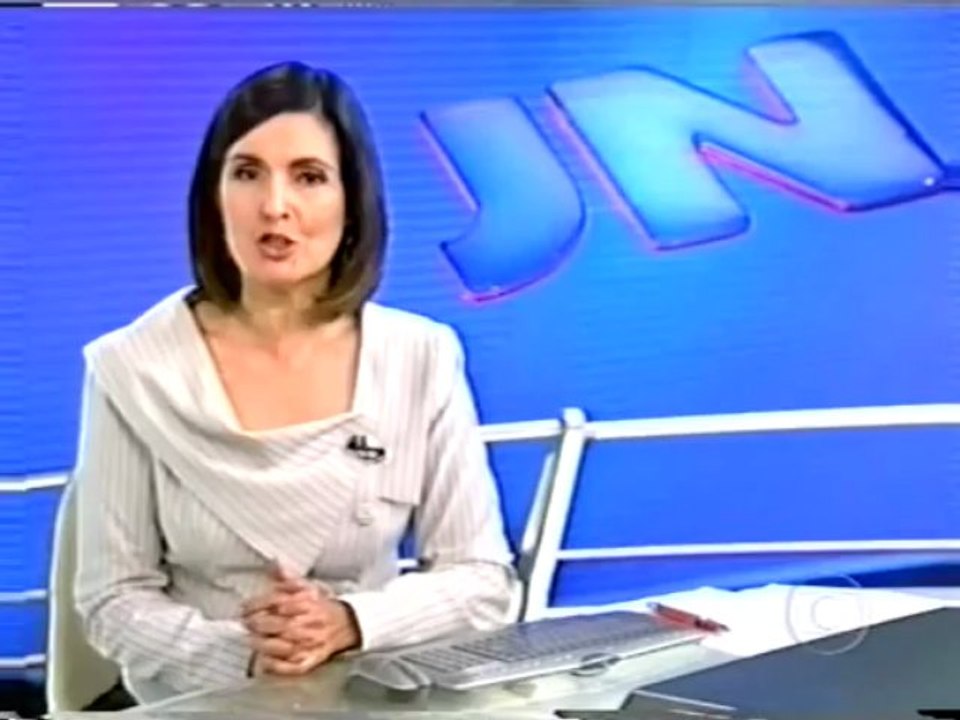 A Rede Globo ataca a Record e o Bispo Edir Macedo!