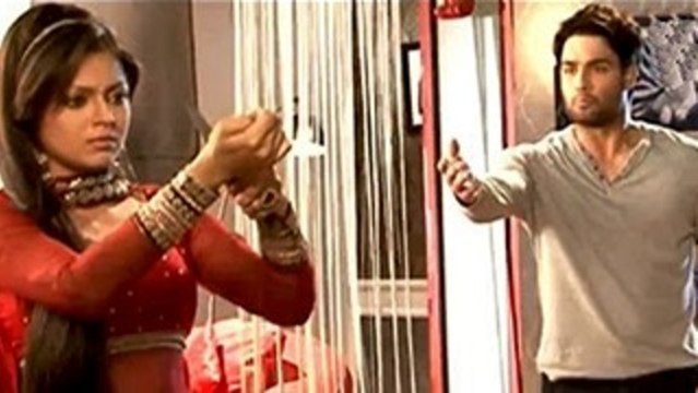 Madhubala SLITS her WRIST for RK in Madhubala Ek Ishq Ek Junoon 10th May 2013 FULL EPISODE