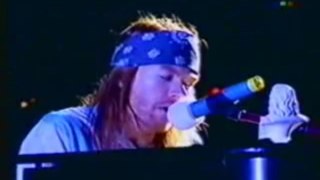 GUNS N' ROSES - November Rain ( Live Buenos Aires / Argentina , 1993)