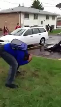 Etudiant tasé par un policier