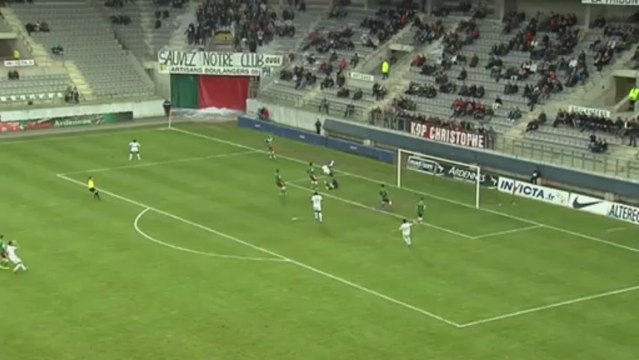 CS Sedan (CSSA) - Chamois Niortais (NIORT) Le résumé du match (36ème journée) - saison 2012/2013