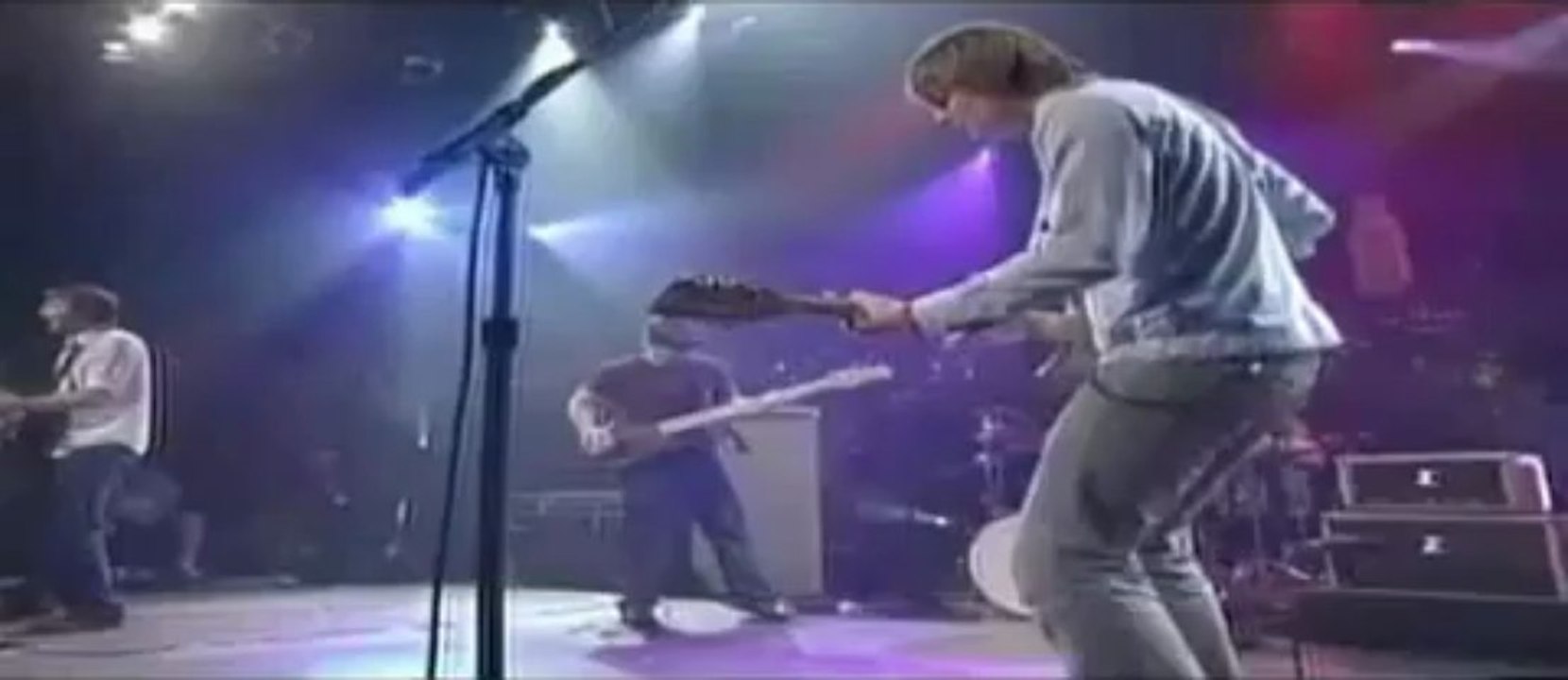 New Moon (Twilight Saga) - Meet Me On The Equinox