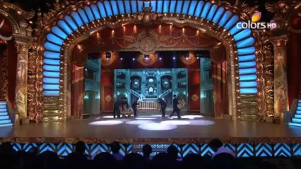 Nautanki - The Comedy Theatre - 11th May 2013 Part 1