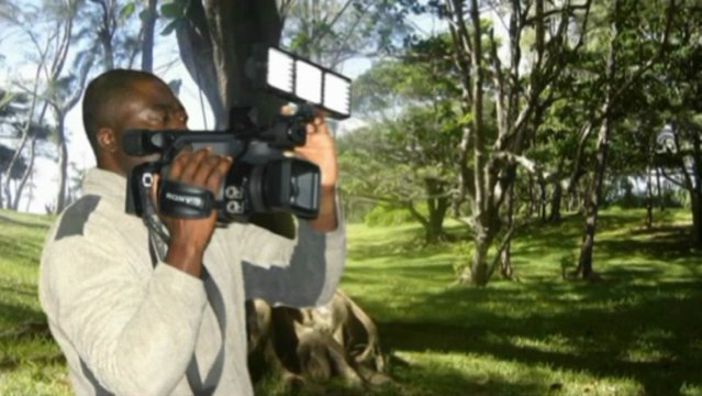 Ledoux paradis Besoin d'un peu d'amour (Télé Solidarité)