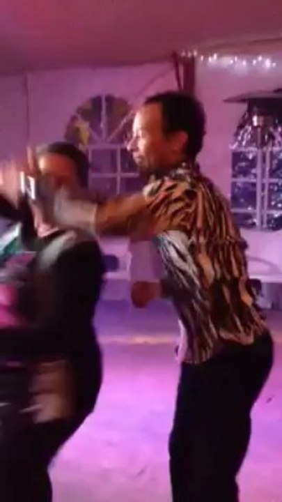 yo bailando en la quedada de noe