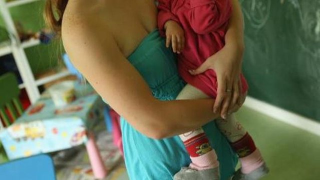 Inside Story Americas - The American single mother's burden