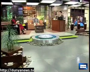 Azizi On Cat Hunting Pigeon - کبوتر کا شکار