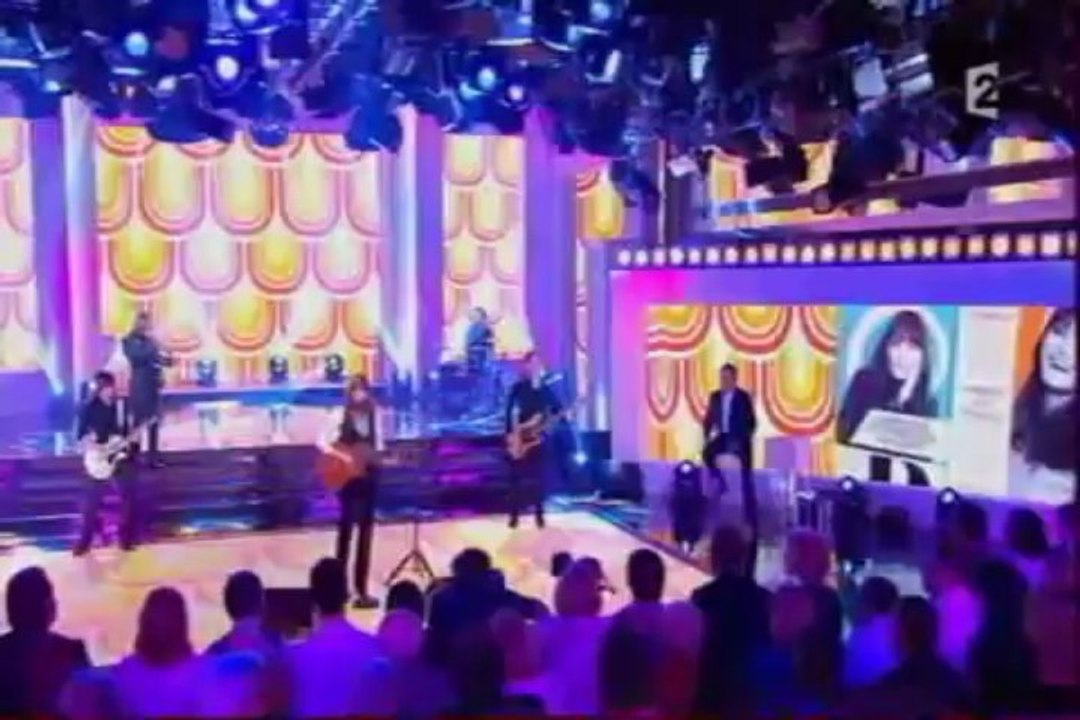 Carla Bruni  -  Mon Raymond  -  In Live  -  Le 11-05-2013 -