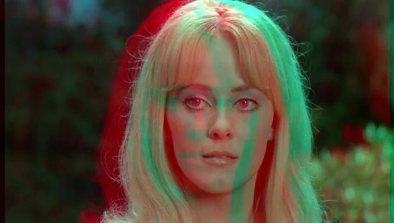 LUST FOR A VAMPIRE CLIP 3D